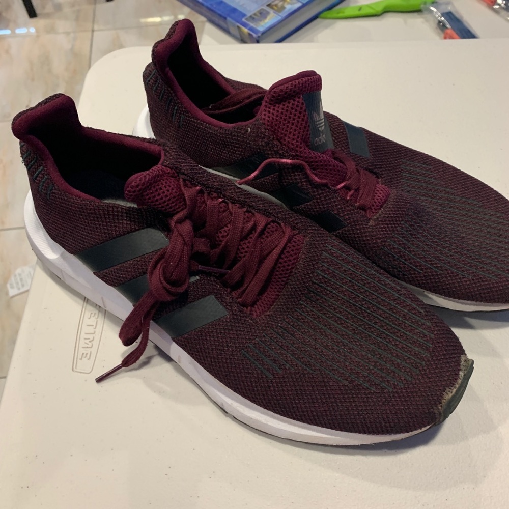 Adidas men’s size 13 shoes
